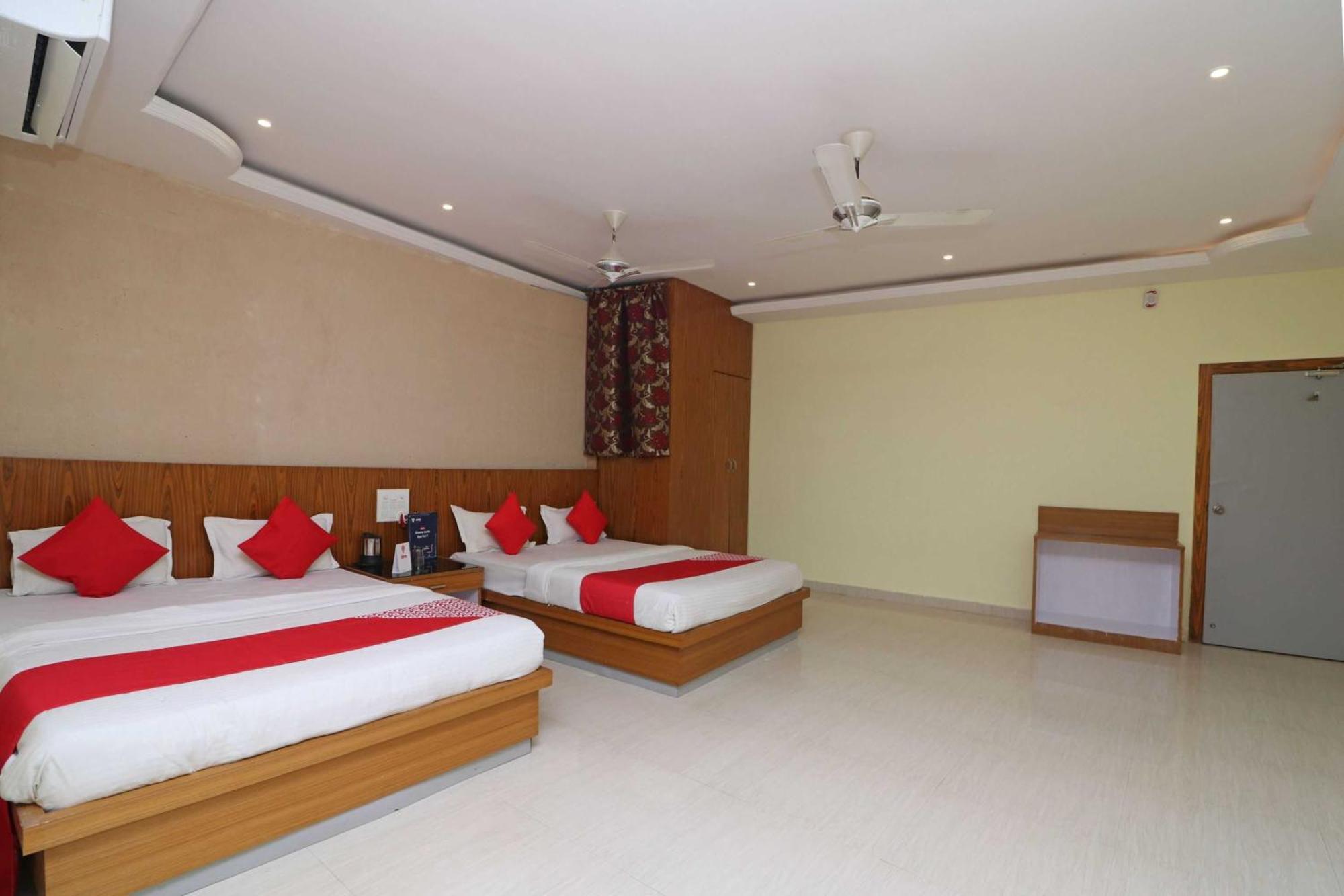 OYO 16395 Hotel G K Palace Bodh Gaya Exterior foto